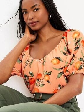 LOFT Orange Citrus Fruit Print Cropped Blouse!